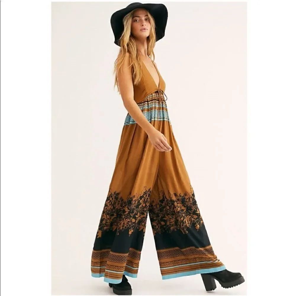 NEW FREE PEOPLE PALM BEACH HALTER PRINTED WIDE LEG ONE PIECE JUMPSUIT